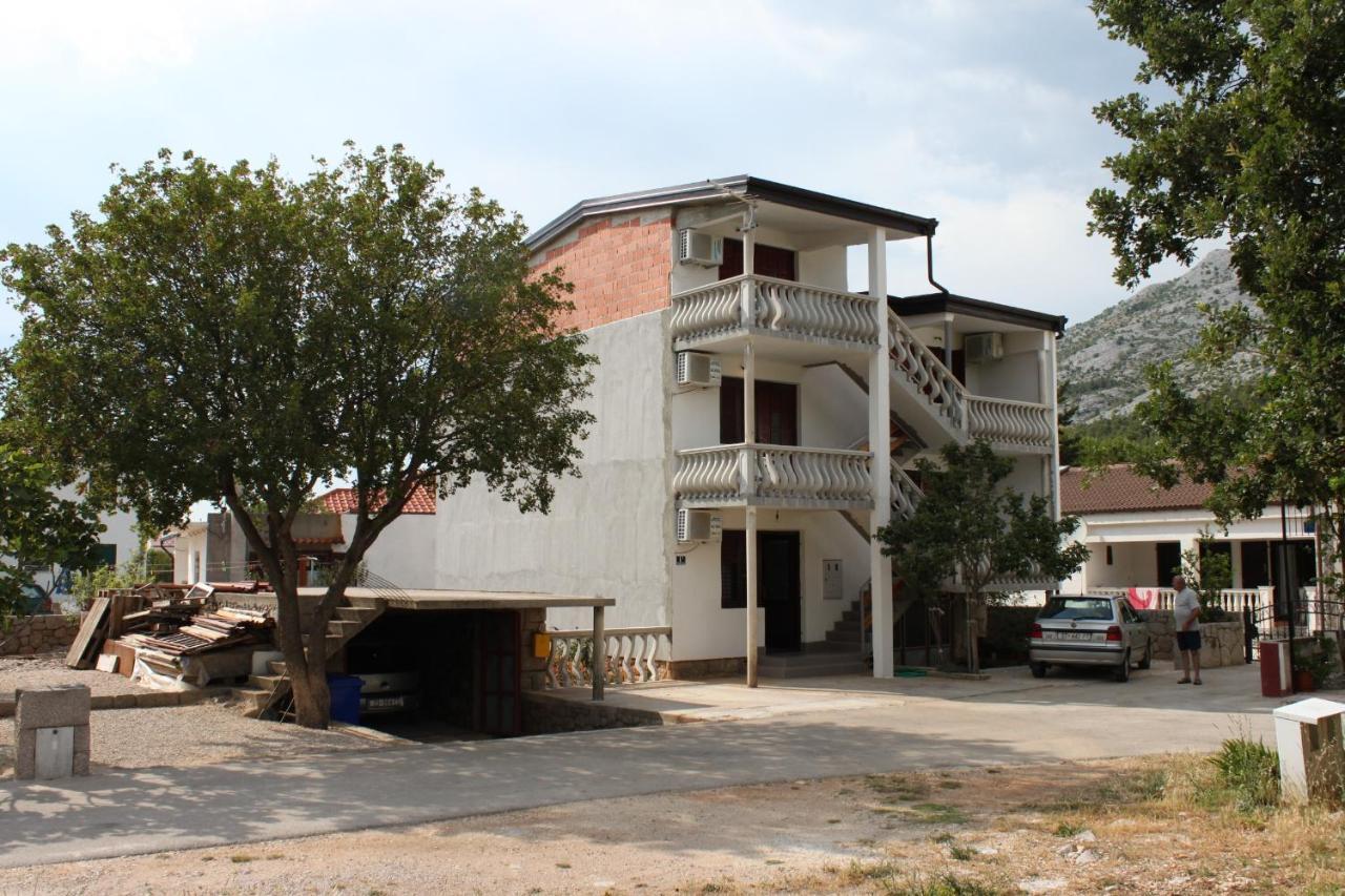 Apartments With A Parking Space Starigrad, Paklenica - 6618 المظهر الخارجي الصورة