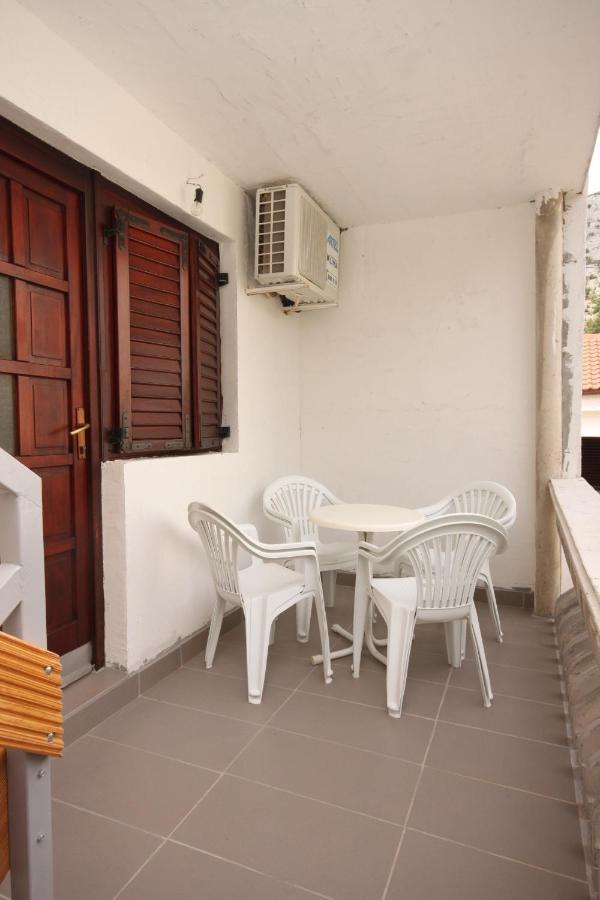 Apartments With A Parking Space Starigrad, Paklenica - 6618 المظهر الخارجي الصورة