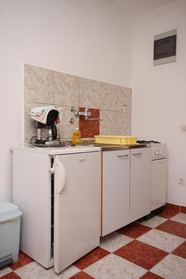 Apartments With A Parking Space Starigrad, Paklenica - 6618 المظهر الخارجي الصورة